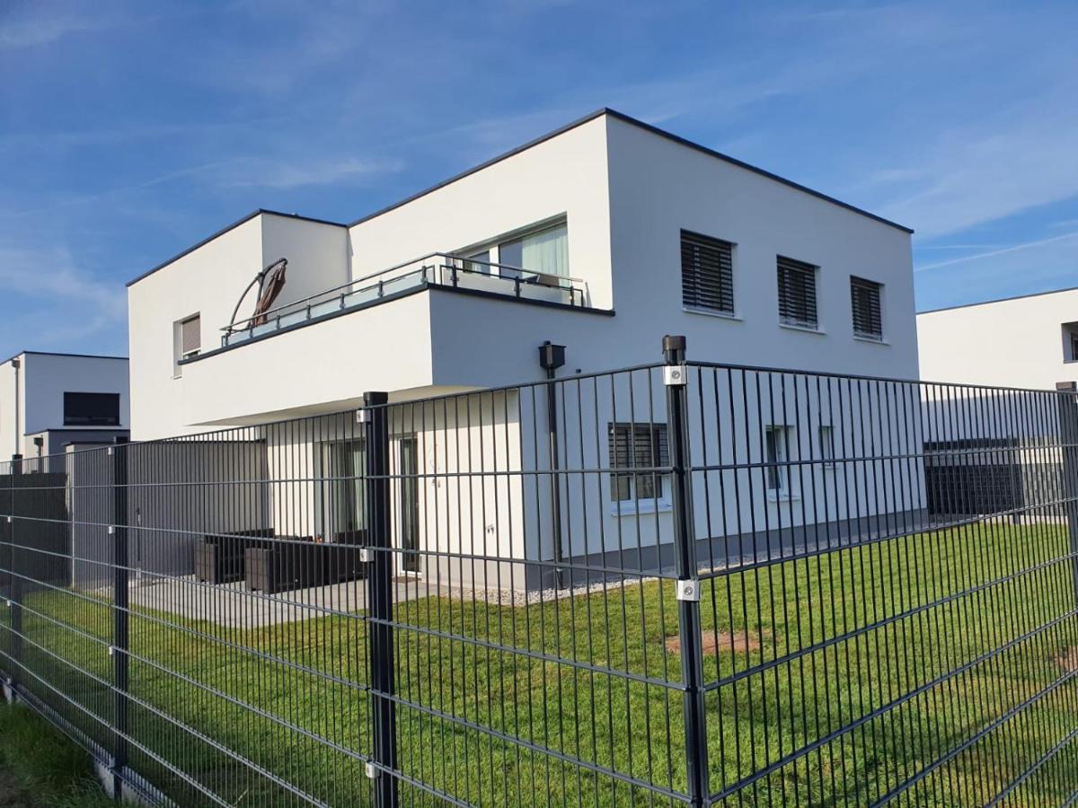 Leon Apartment Neu! Gemuetlichkeit An Erster Stelle Linz Exterior foto
